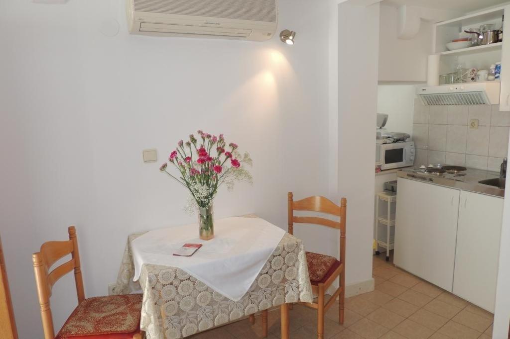 Vesna Old Town Apartman
